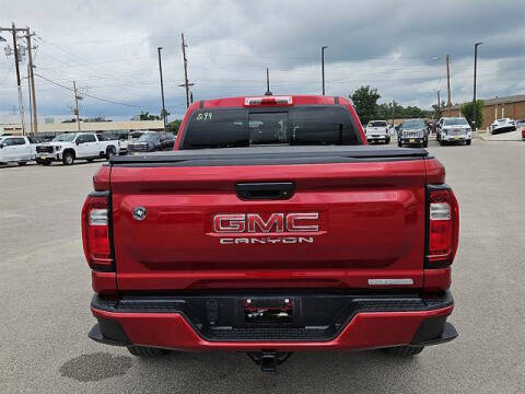 2024 GMC Canyon Elevation