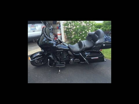 2015 Harley-Davidson FLHTK for sale at GLOBAL AUTOMOTIVE in Grayslake IL