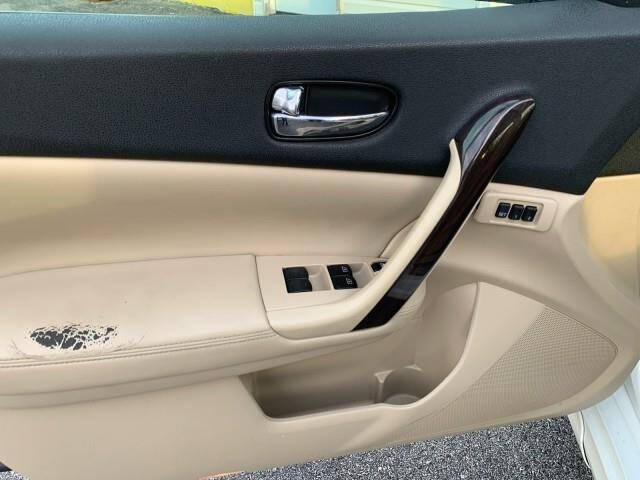 2012 Nissan Maxima