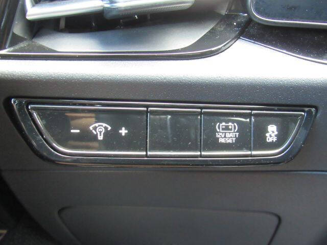 2023 Kia Niro EX Touring