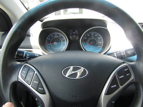 2013 Hyundai Elantra Coupe SE