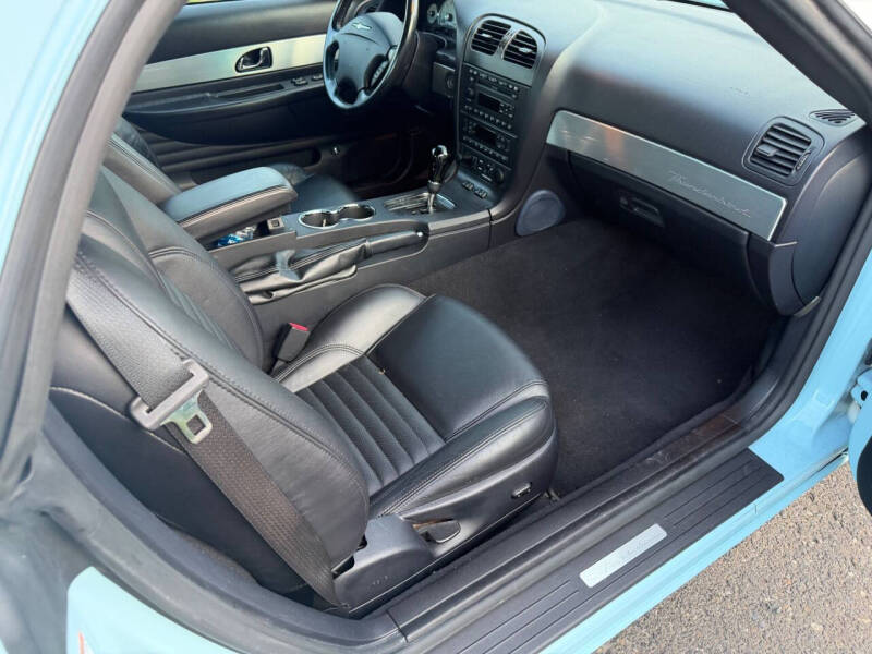 2003 Ford Thunderbird