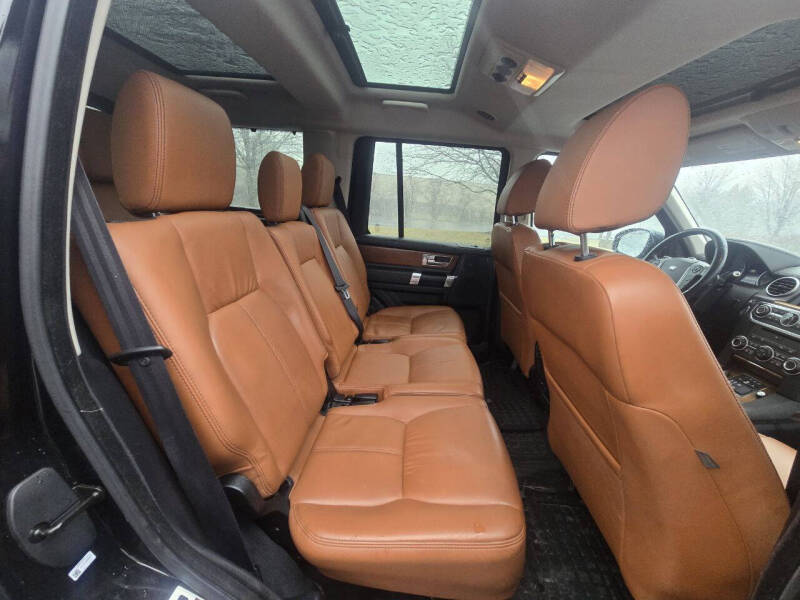 2016 Land Rover LR4 HSE LUX