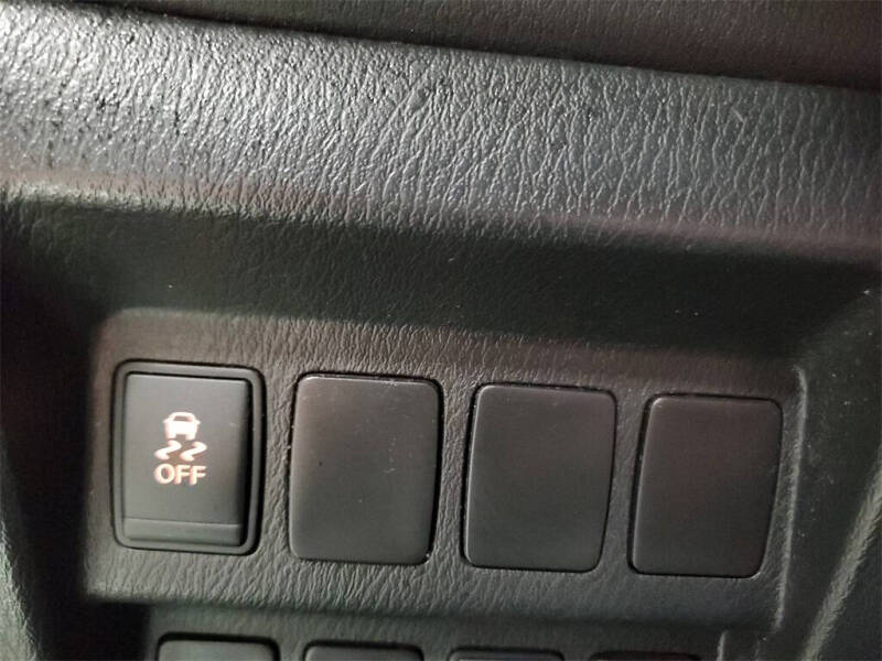 2013 Nissan Pathfinder SV