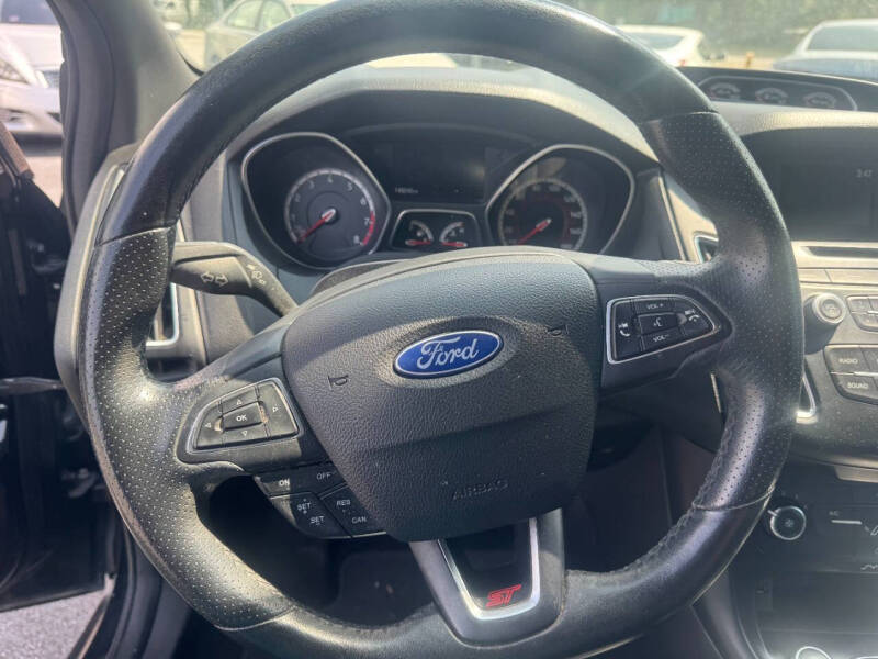 2017 Ford Focus ST