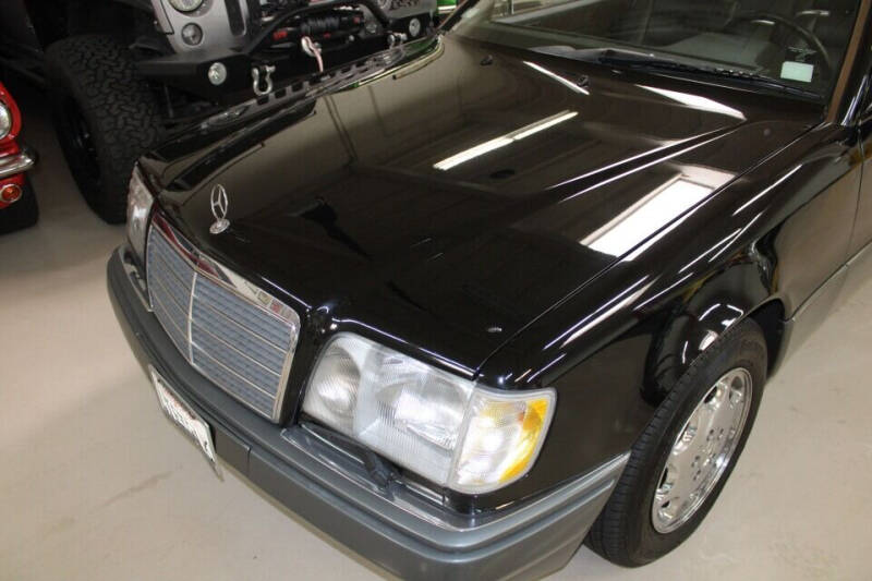 1994 Mercedes-Benz E-Class