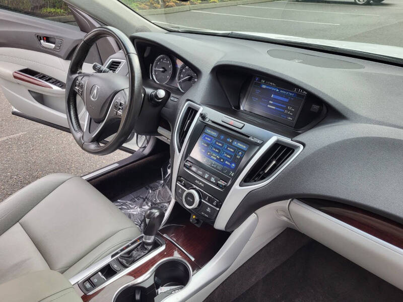 2017 Acura TLX