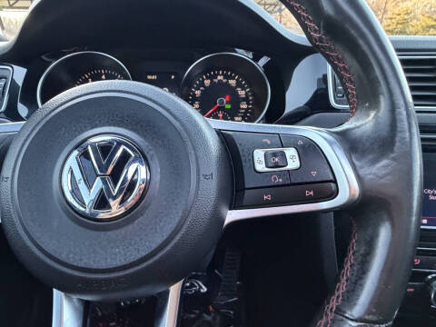 2016 Volkswagen Jetta 2.0T GLI SEL