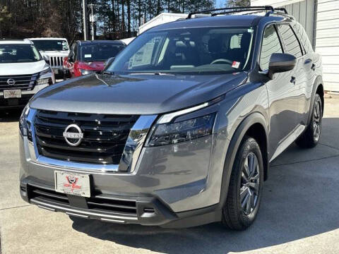 2025 Nissan Pathfinder SV
