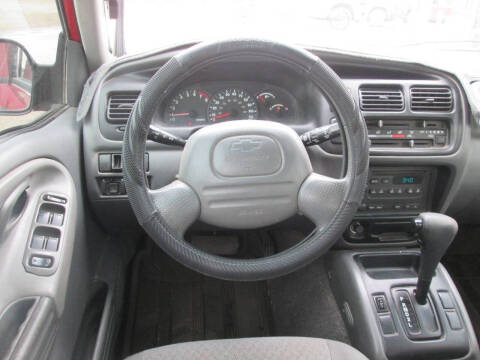 2003 Chevrolet Tracker