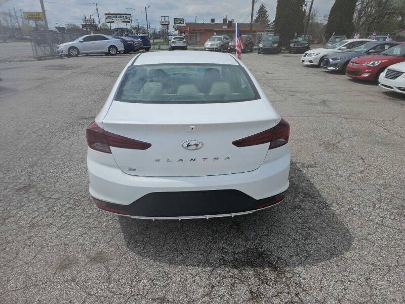 2020 Hyundai Elantra
