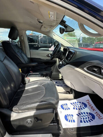 2018 Chrysler Pacifica Touring L Plus
