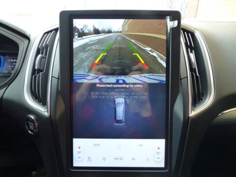 2023 Ford Edge Titanium