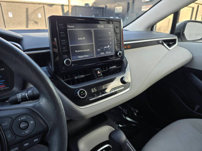 2022 Toyota Corolla LE