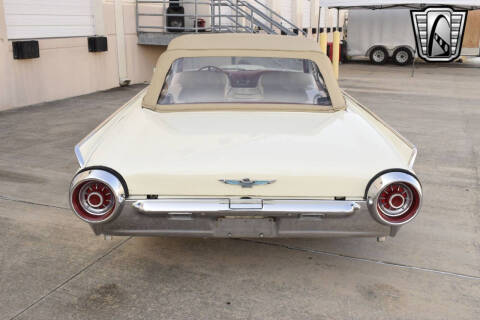 1963 Ford Thunderbird