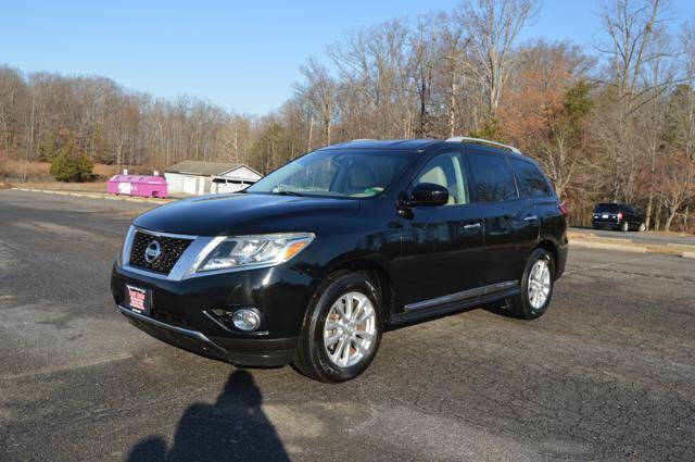 2014 Nissan Pathfinder SL's photo