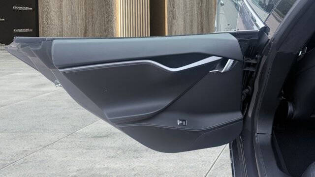 2021 Tesla Model S Long Range Plus