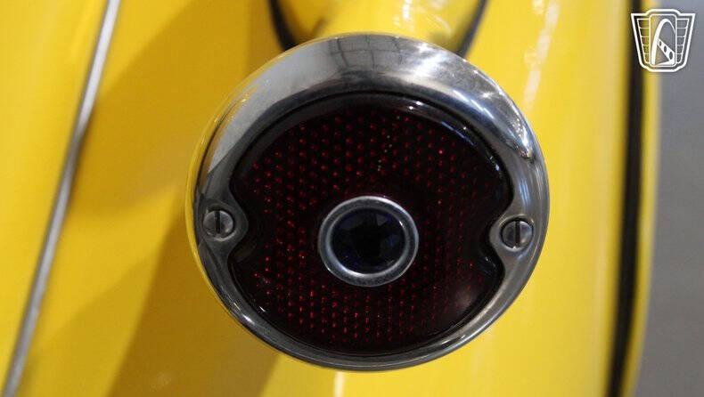 1935 Ford Deluxe