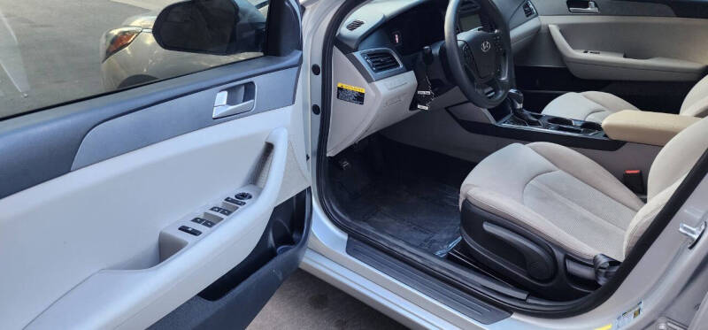 2017 Hyundai Sonata SE