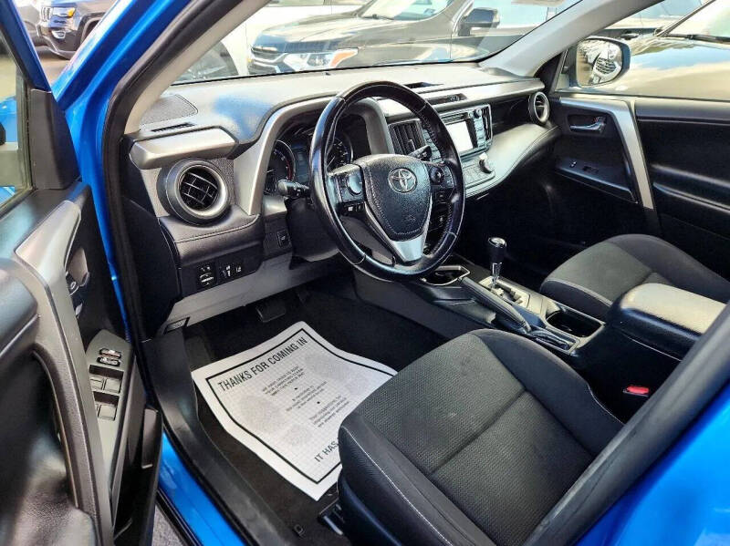 2017 Toyota RAV4 XLE