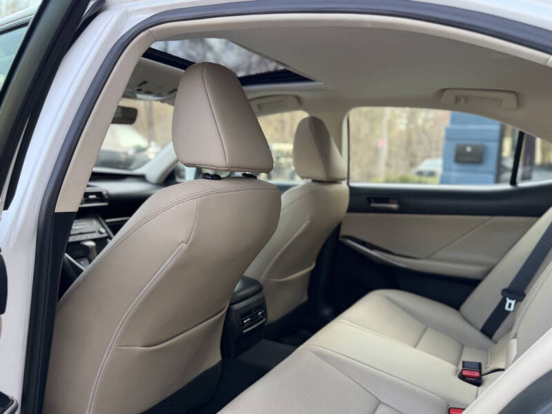 2019 Lexus IS 300