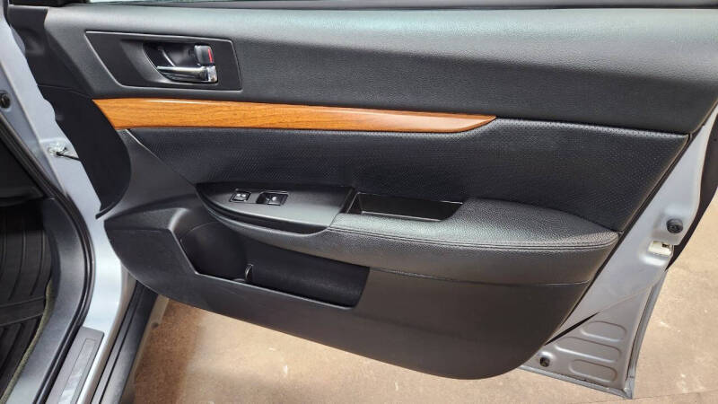 2013 Subaru Outback 2.5i Limited