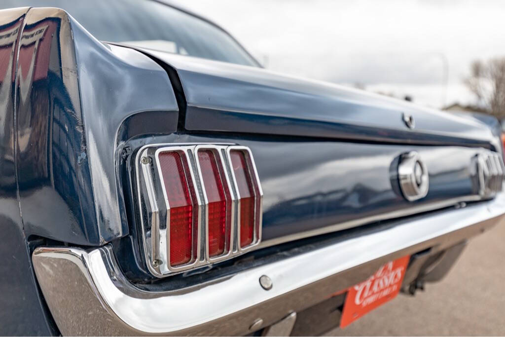 1965 Ford Mustang 60
