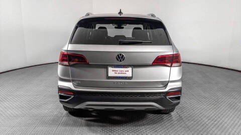 2024 Volkswagen Taos SE