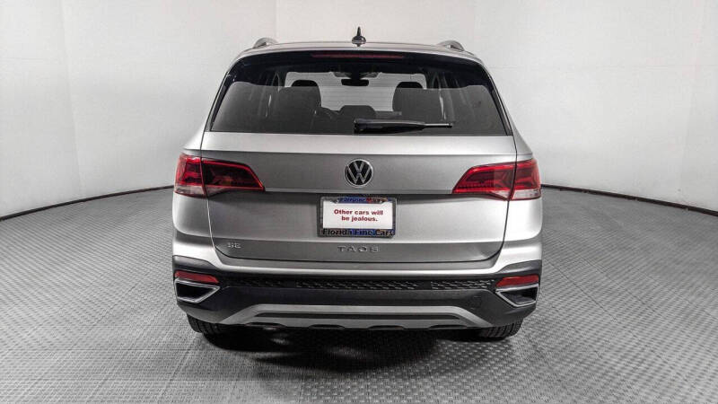 2024 Volkswagen Taos SE