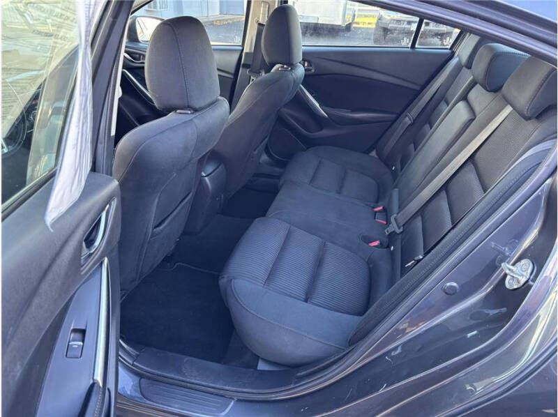 2016 Mazda MAZDA6 i Sport