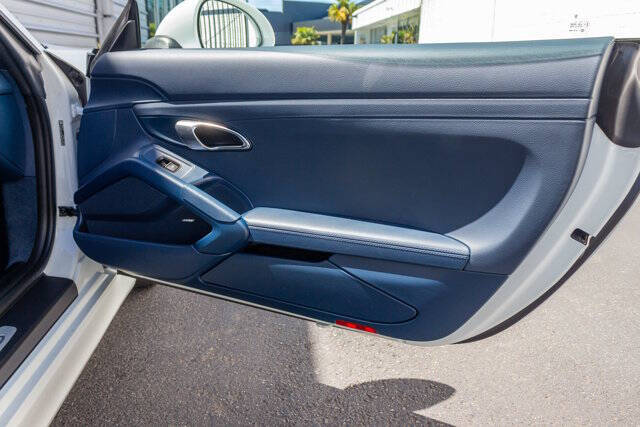 2014 Porsche Boxster 31