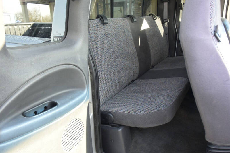 2002 Dodge Ram 2500 ST