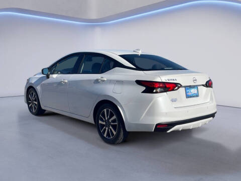 2023 Nissan Versa SV