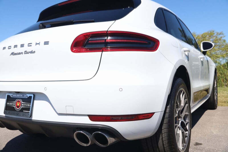 2017 Porsche Macan