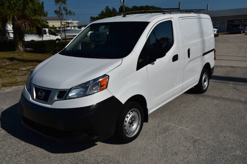 2019 Nissan NV200 S