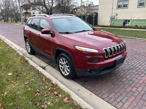 2017 Jeep Cherokee for sale at RIVER AUTO SALES CORP in Maywood IL