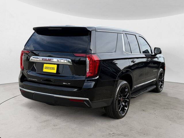 2023 GMC Yukon SLT