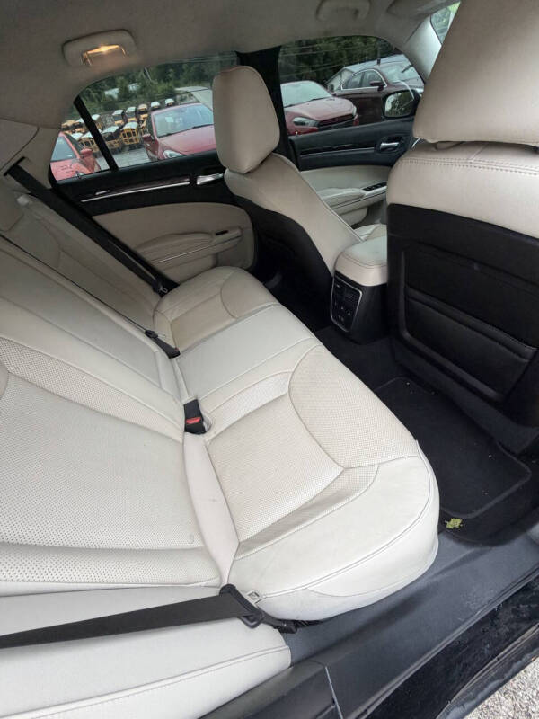 2019 Chrysler 300 Limited