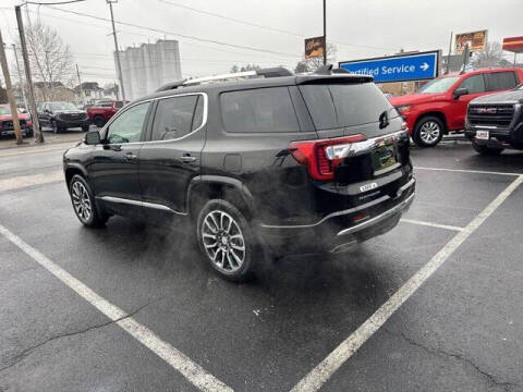 2020 GMC Acadia Denali