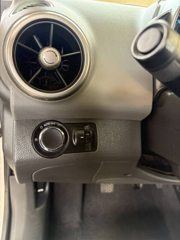 2014 Chevrolet Sonic LT Manual