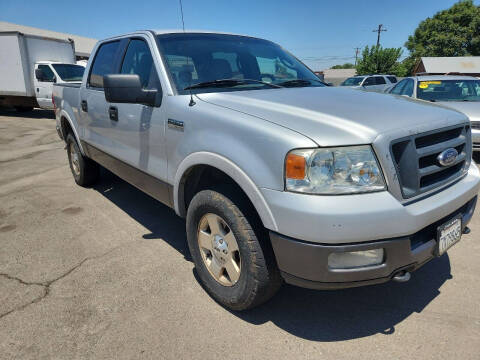 2005 Ford F-150 for sale at COMMUNITY AUTO in Fresno CA