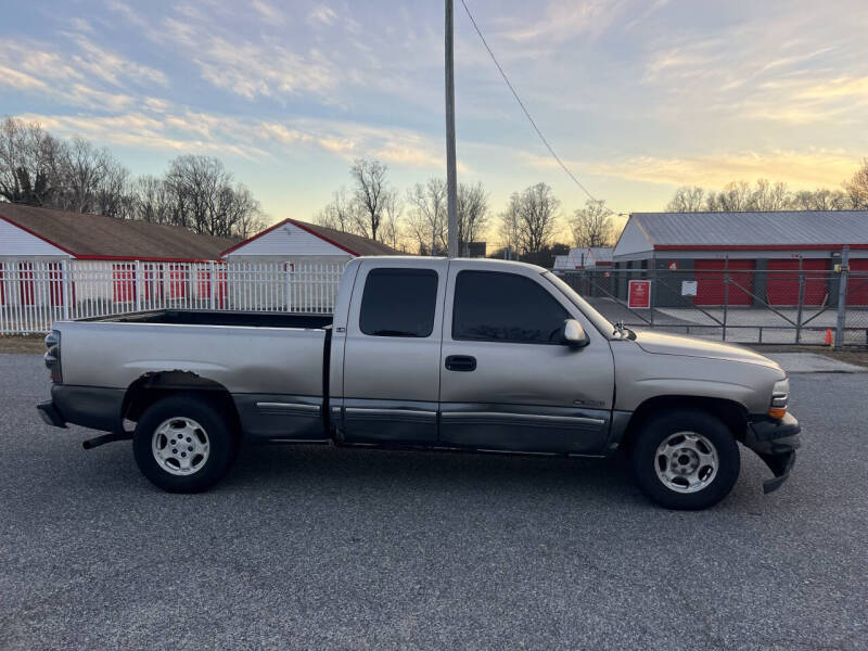 2000 Chevrolet Silverado 1500 LS