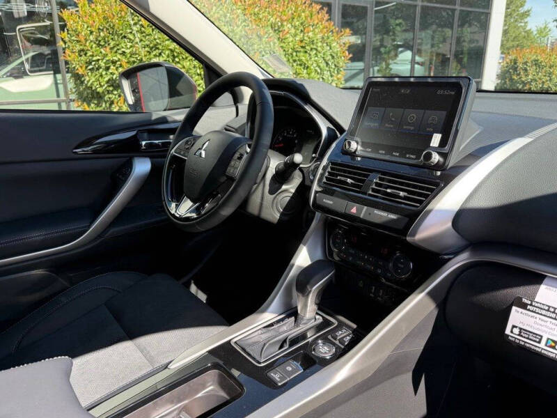 2026 Mitsubishi Eclipse Cross SE