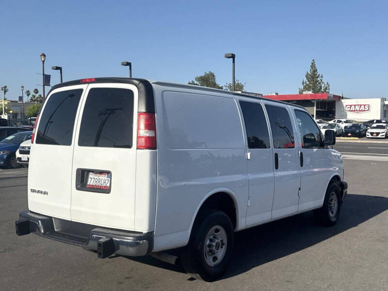 2017 GMC Savana 2500