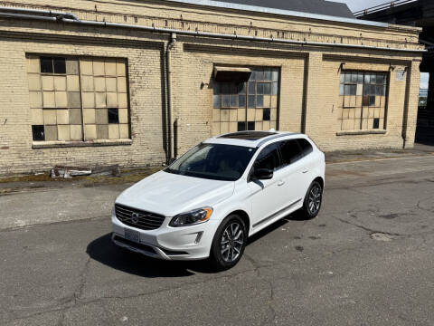 2017 Volvo XC60 T6 Dynamic