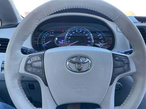 2012 Toyota Sienna XLE Mobility 7-Passenger