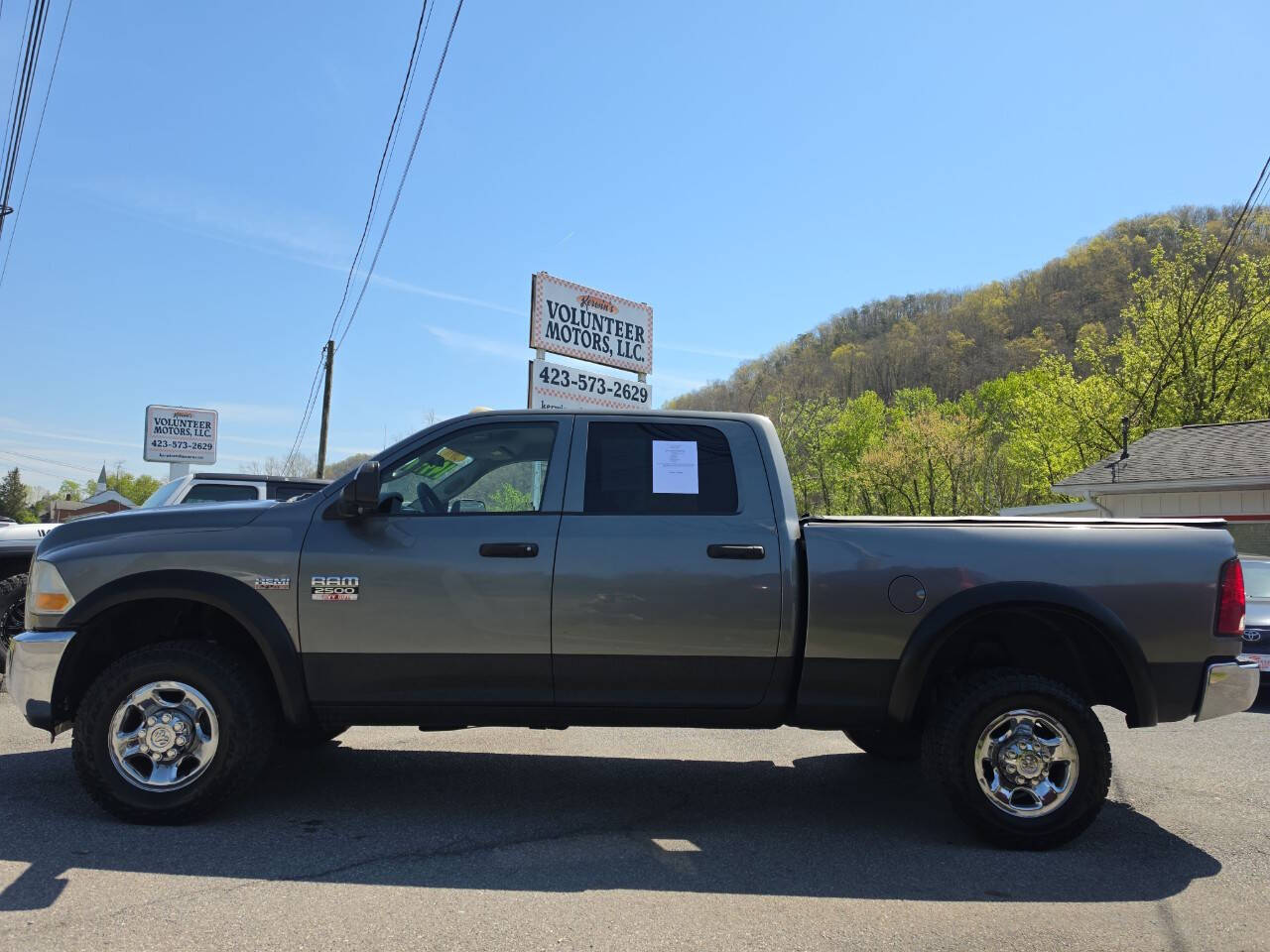 Dk. Gray 2011 Ram 2500 ST 4x4 ST 4dr Crew Cab 6.3 ft. SB Pickup 2