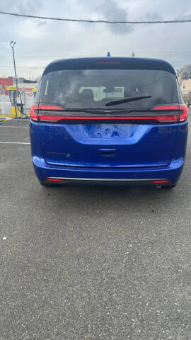 2021 Chrysler Pacifica Touring L