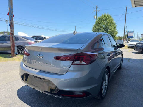 2020 Hyundai Elantra