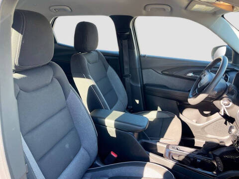 2023 Chevrolet TrailBlazer LS